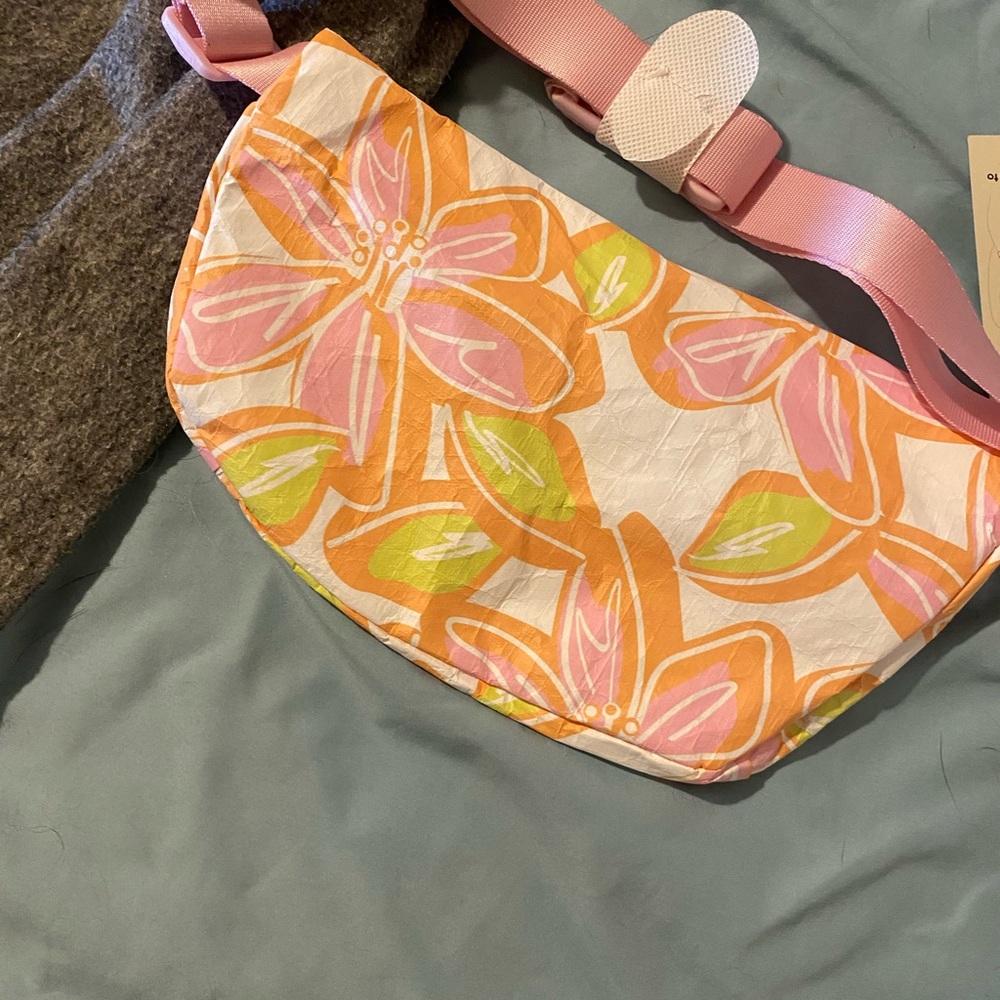 No Boundaries Pink and Orange Kids Floral Bag - Picture 4 of 4
